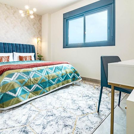 Inf25E- Tastefully Furnished Flat, Estepona Center מראה חיצוני תמונה